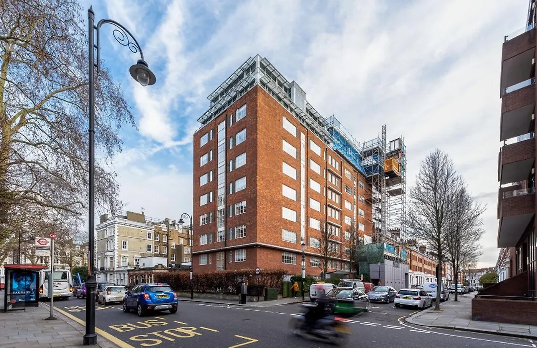 Roland House-1